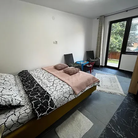 Quatro Suite Alba Iulia Exterior photo