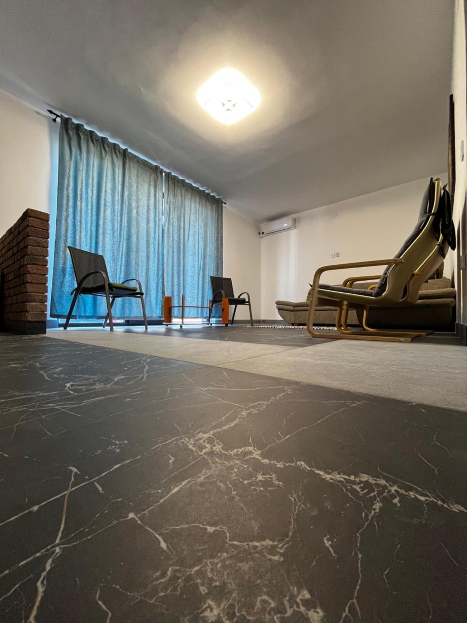 Apartment Quatro *