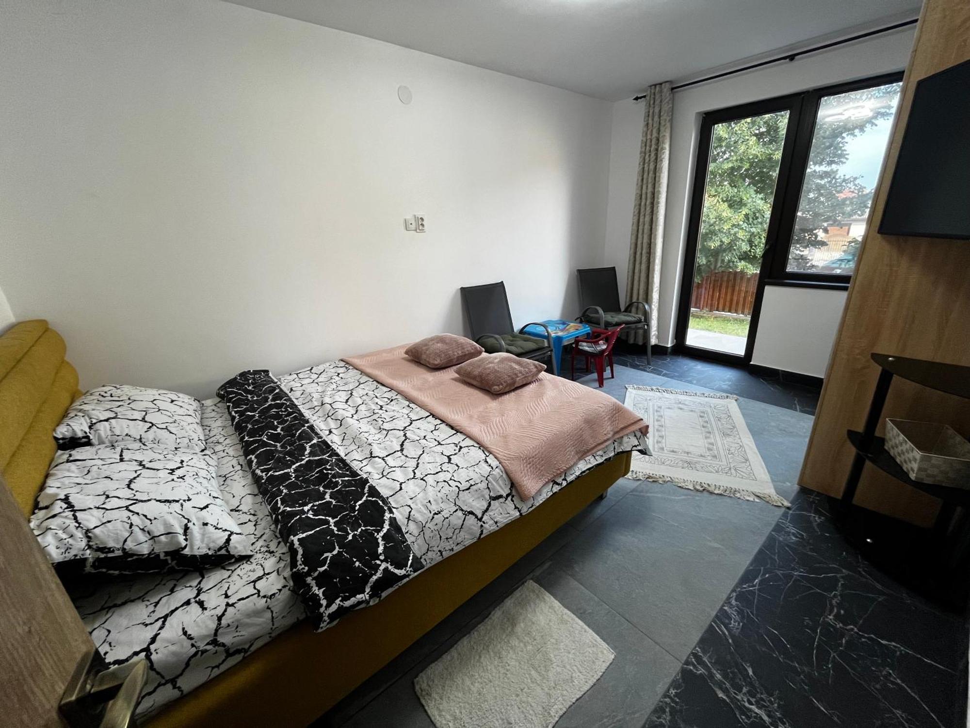 Quatro Apartment